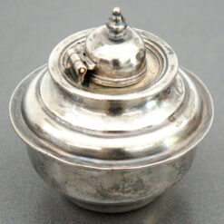 19_4_14 Oil Lamp W.W.Williams