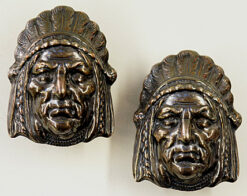 Askew Earclips, Chief
