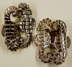 50_11 Seahorse Earclips