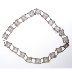 Sphinx Belt, Sautoir