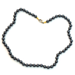 es6_14 Haematite Necklace